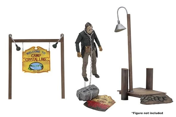 NECA Friday The 13th Accessory Pack Camp Crystal Lake Set – Bild 2