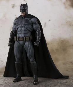 Justice League - Batman - S.H.Figuarts Figur