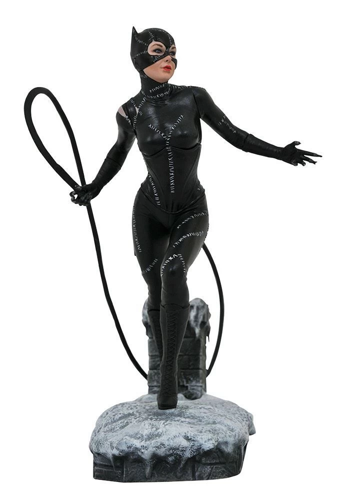 Diamond Select DC Gallery - Batman Returns Movie - Catwoman Diorama – Bild 3