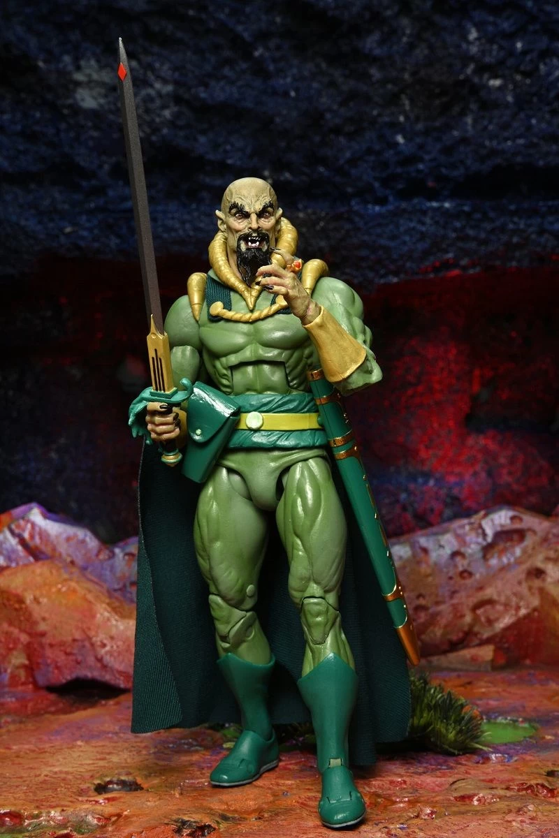 NECA The Original Superheroes S1 - Ming The Merciless Actionfigur – Bild 3